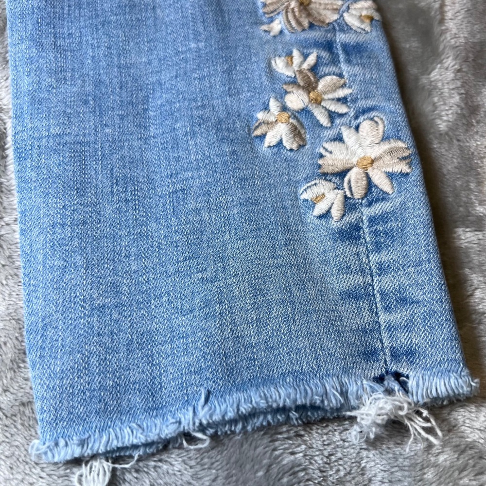 Abercrombie & Fitch High Rise Super Skinny Ankle Jeans 26/2 Floral Embroidered - Picture 7 of 16
